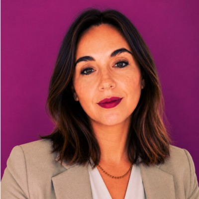 lily perez Volaris